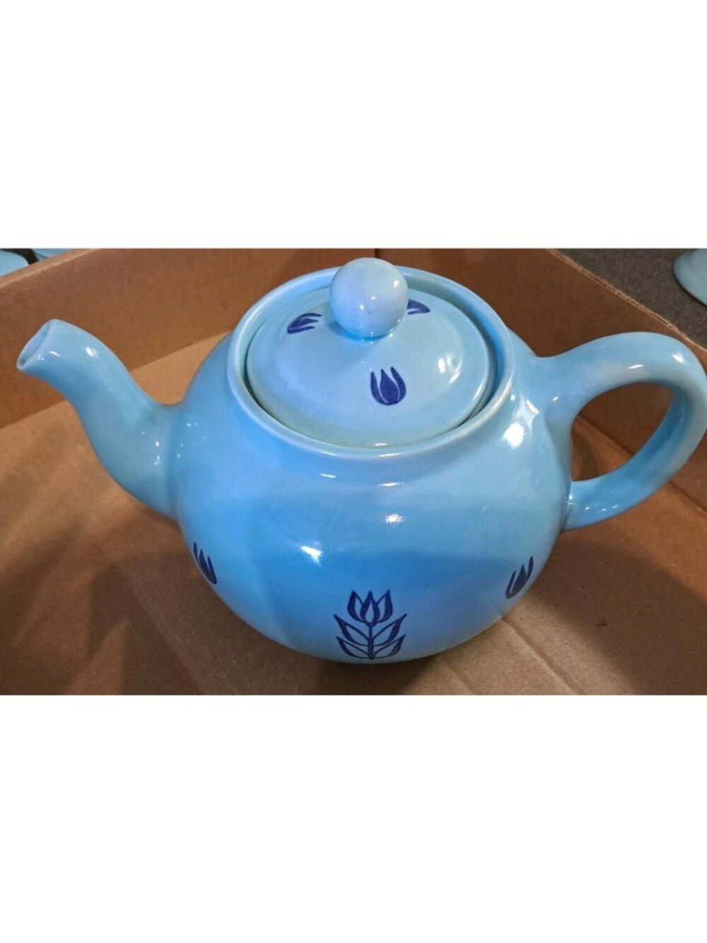 Vtg  MCM Dutch Blue Tulip Cronin Pottery Teapot w/Lid 1950s Made In USA